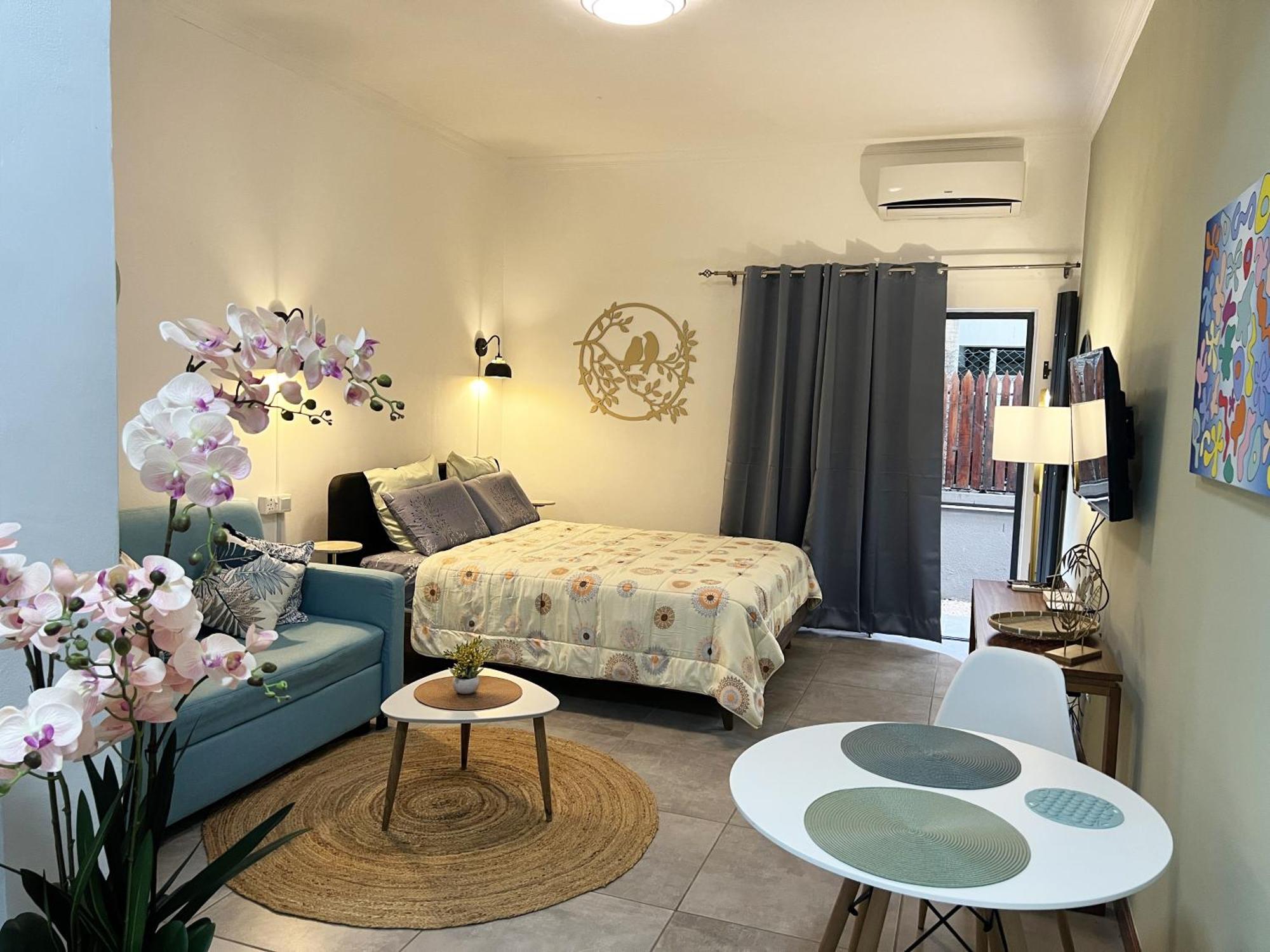 Newly Renovated Studio Apartment With Rooftop Pool, Few Steps To The Beach Flic-en-Flacq Exteriér fotografie